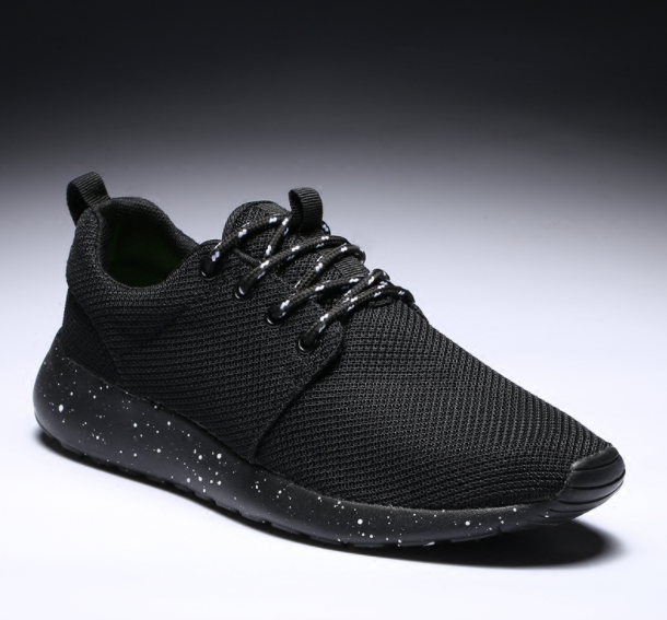 Men's Running Shoes Black White Design Light Weight Breathable Mesh Sneakers Jogging Shoes