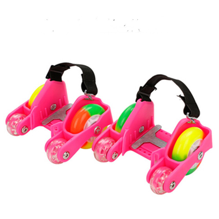 1Pair Children Roller Skates Adjustable Size Four-wheeled PU 4 Fire Wheels