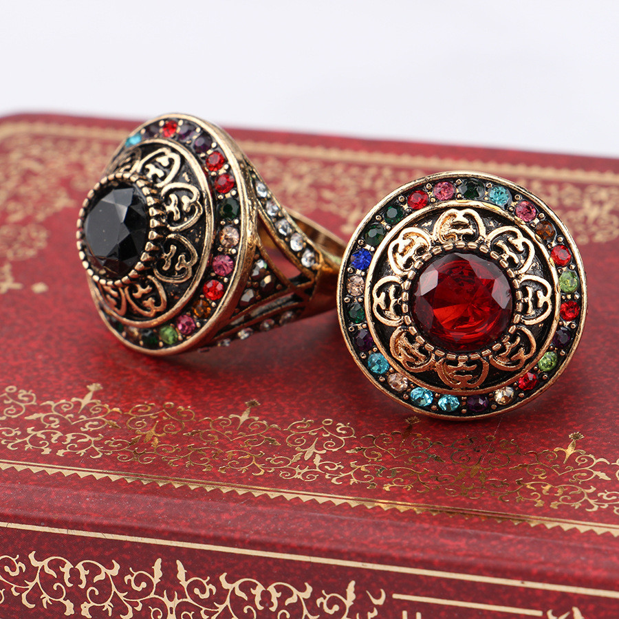 Women's Luxury Oversized Rhinestone Ring Set, European & American Style Wedding Rings